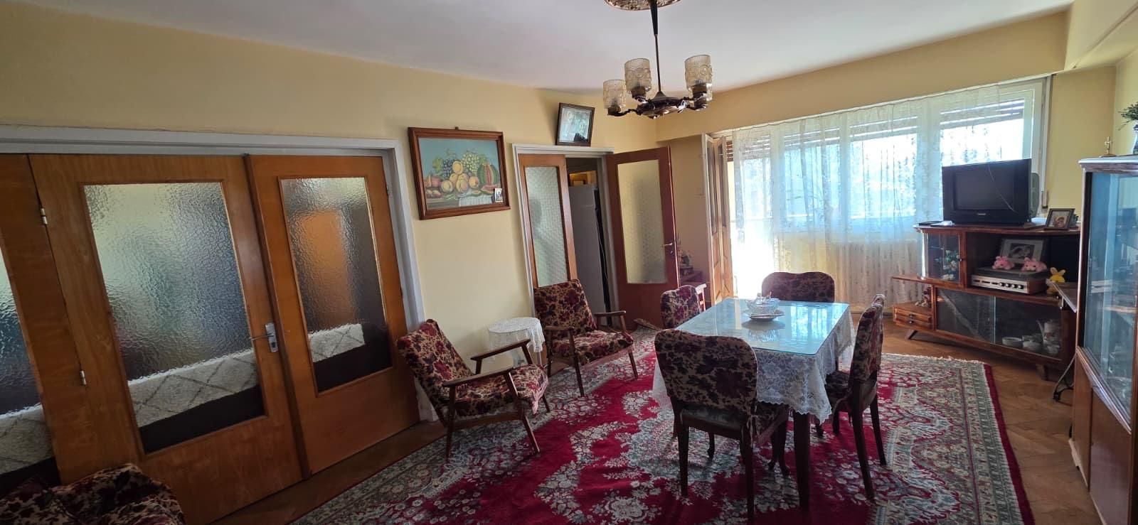 Vanzare Apartament 3 camere, 90 mp  – Cotroceni, vedere Splaiul Independentei - Poză 4