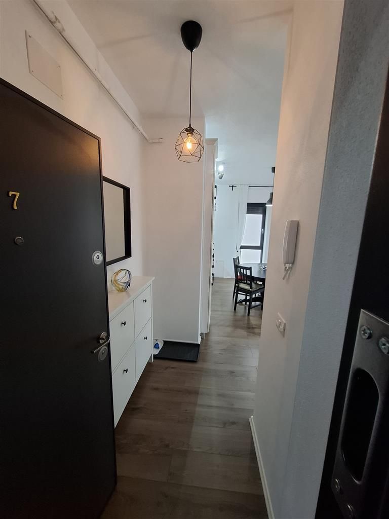 Giroc 2 camere et 1parcare totul nou prima inchiriere - Poză 3