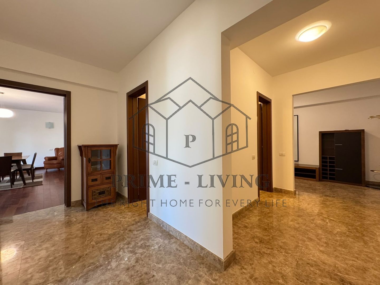 APARTAMENT ULTRACENTRAL CU 4 CAMERE LA INCHIRIERE - Poză 1