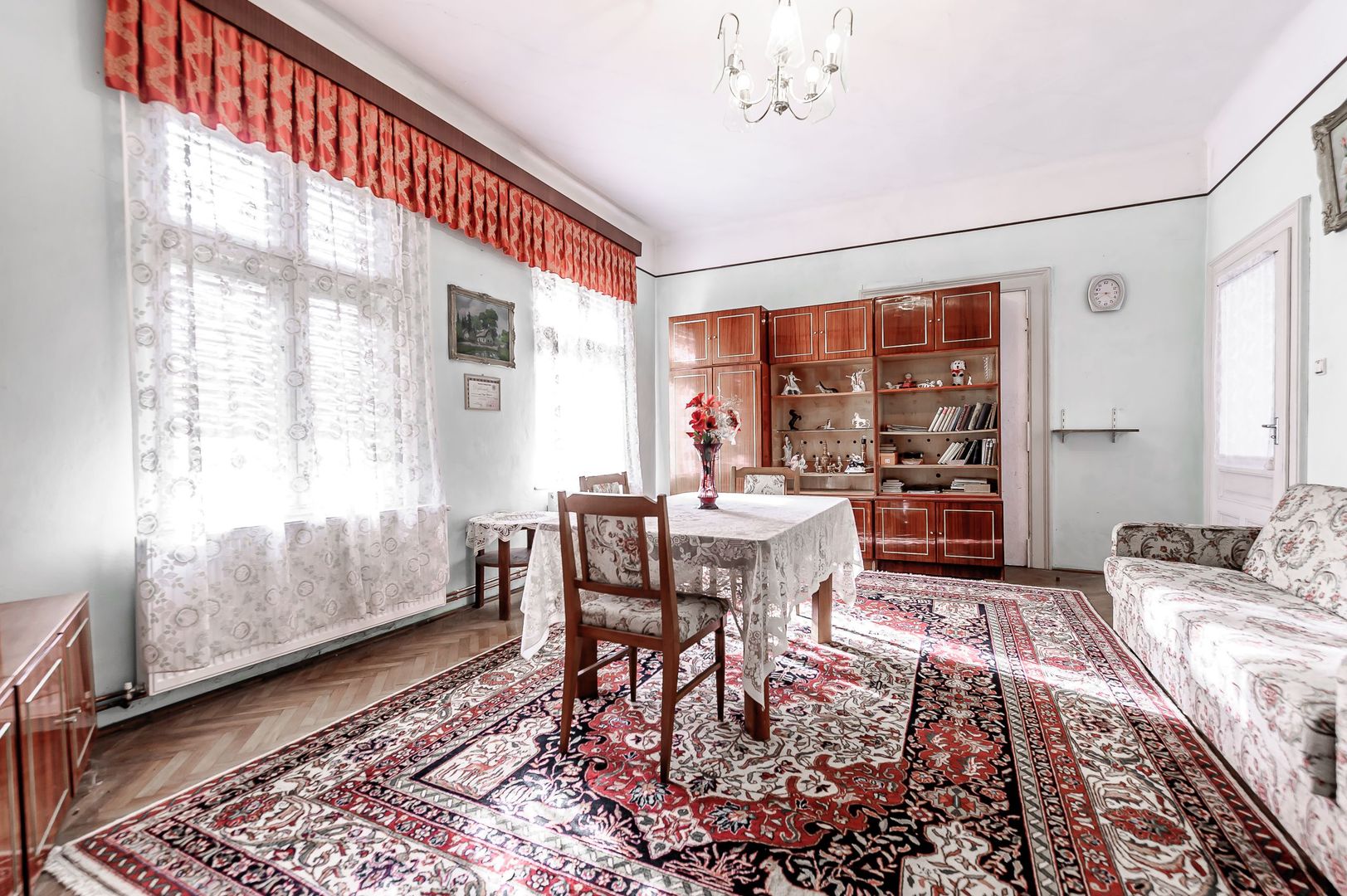 Apartament la casa cu 3 camere și Garaj - Poză 3