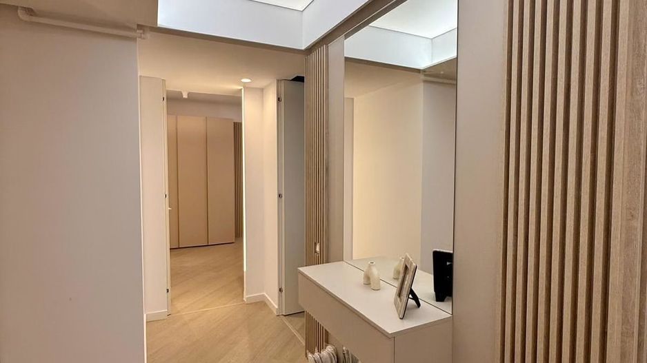 Apartament 3 camere de inchiriat parcare inclusa | Cortina North - Poză 3