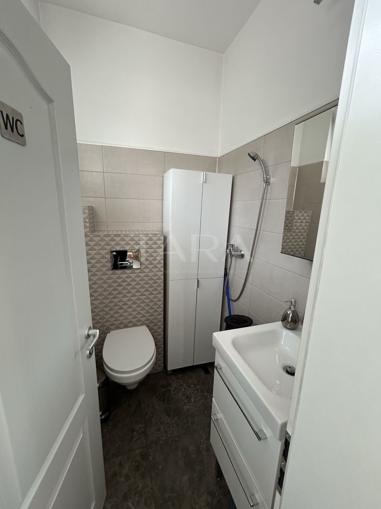 Casă spațioasă cu curte și livadă – Gheorgheni, - Poză 5