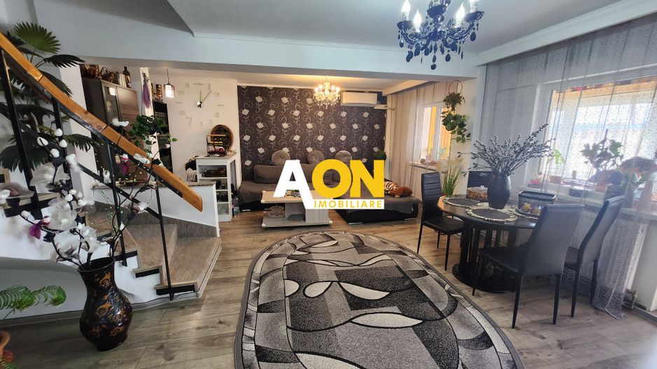 Apartament cu scara interioara, 4 camere, zona OMV Cetate - Poză 2