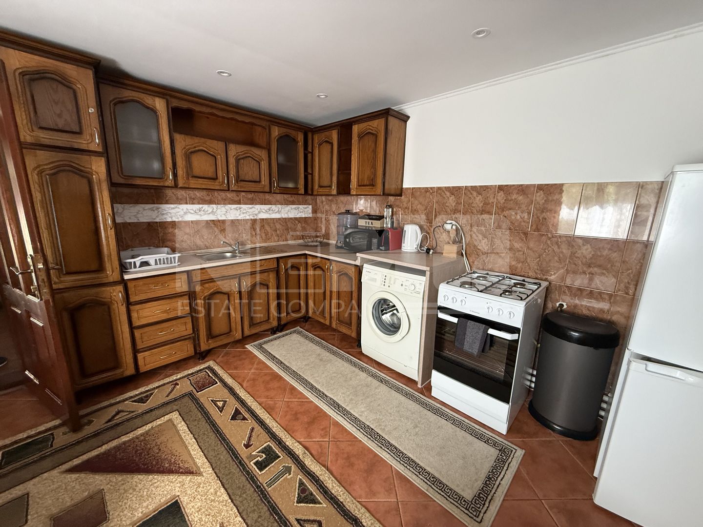 Apartament la casă de închiriat | 2 dormitoare | Complet Mobilat - Poză 1