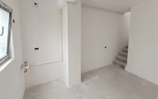 Vila P+1+M, 4 camere, Sos Oltenitei, Popesti-Leordeni - Poză 12