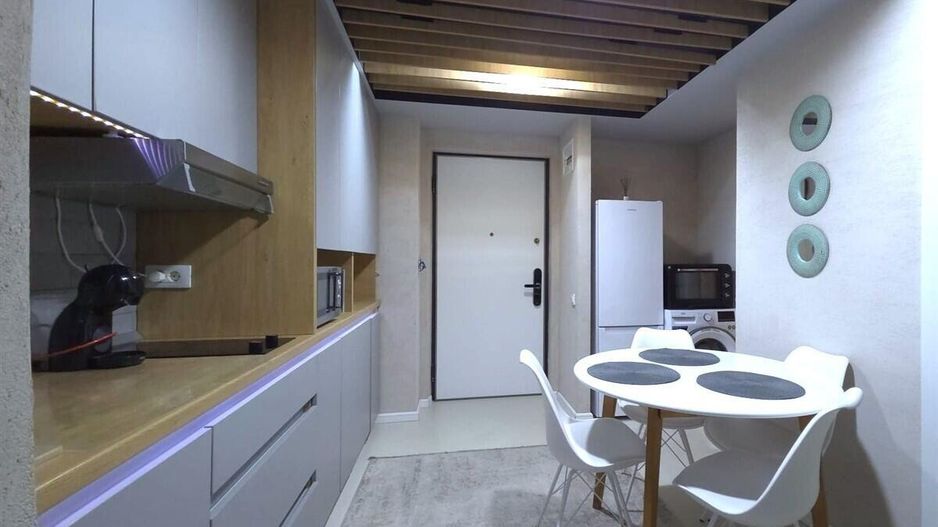 Mamaia Nord - White Tower, 2 camere, 51 mp, etajul 7, vedere la mare! - Poză 7