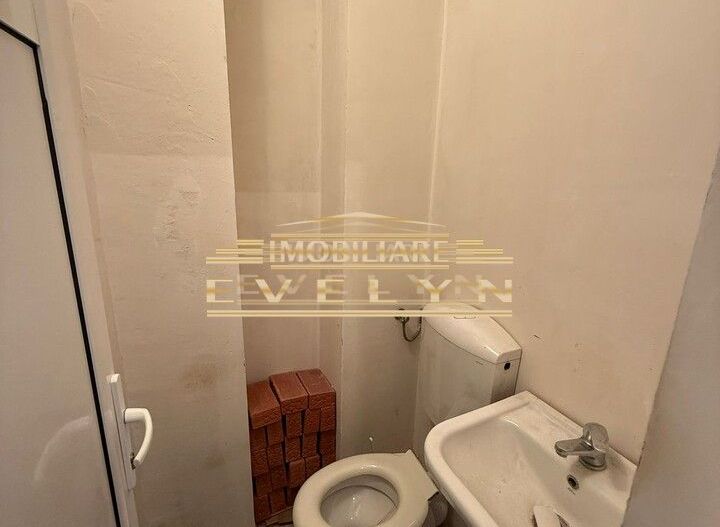 De vanzare apartament 3 camere-bloc tip vila !! - Poză 8
