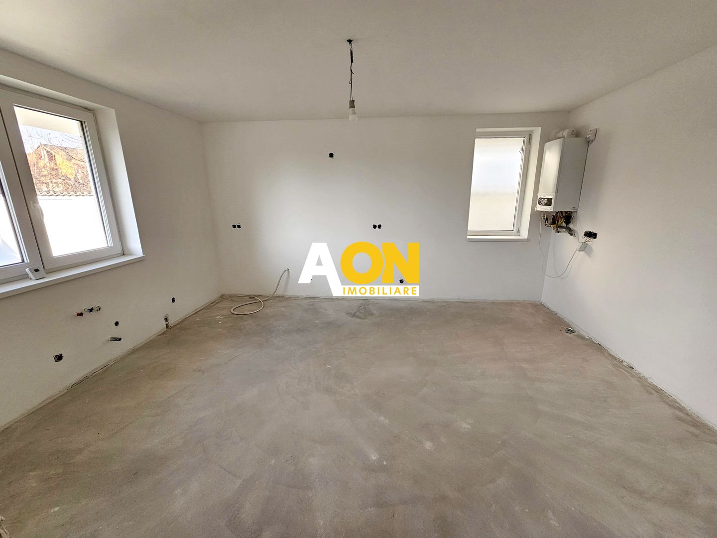 Casa 3 camere + garaj, la cheie, 400 mp teren, zona Lipoveni - Poză 6
