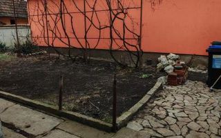 De ce sa stai la bloc cand poti sa stai la CASA IN BOD - Poză 14