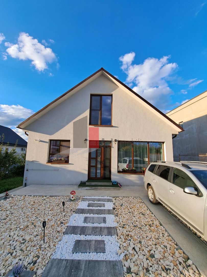 Casa individuala Valu lu Traian - curte 767 mp - Poză 3