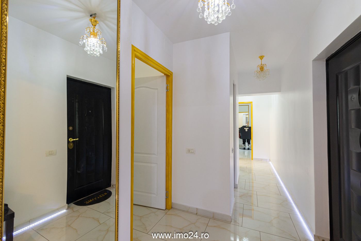 Frizerie-Coafor-Mani-Pedi, 7 posturi complet echipat - Poză 3