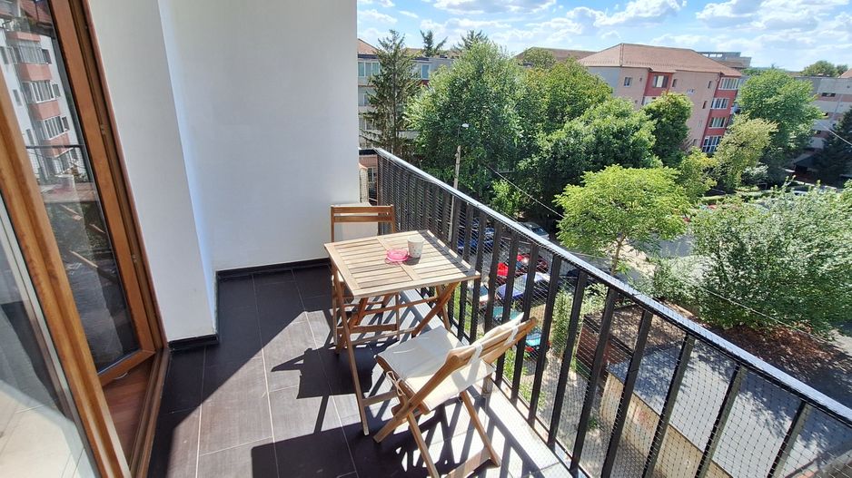 Apartament cu 3 camere la 5 min. de Iulius Town - Poză 1