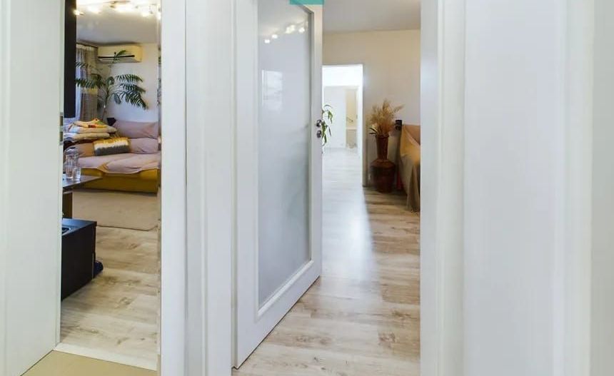 APARTAMENT MODERN DECOMANDAT APUSULUI - Poză 6