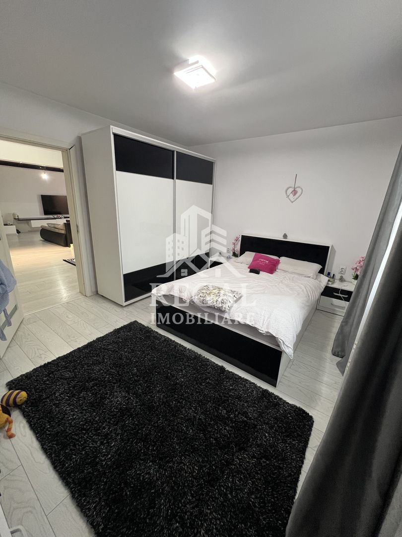 Casă modernă tip duplex, ideală pentru 2 familii – in loc. Strei - Poză 15