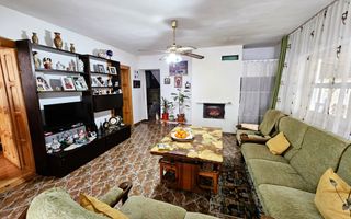 Casa spatioasa, 755 mp teren, Cetate, pretabila pentru birouri - Poză 14