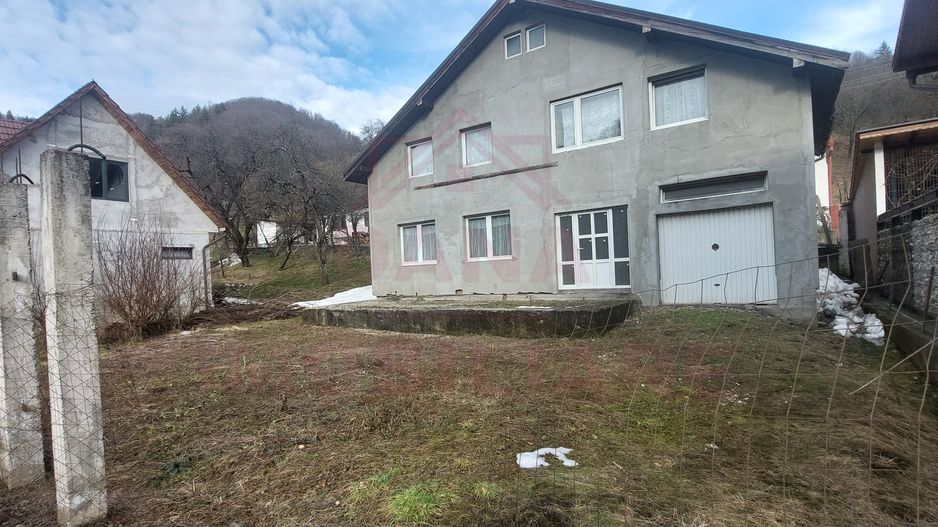 CASĂ INDIVIDUALĂ LA GRI 4CAMERE \RUSCA MONTANĂ \JUD.CS - Poză 2