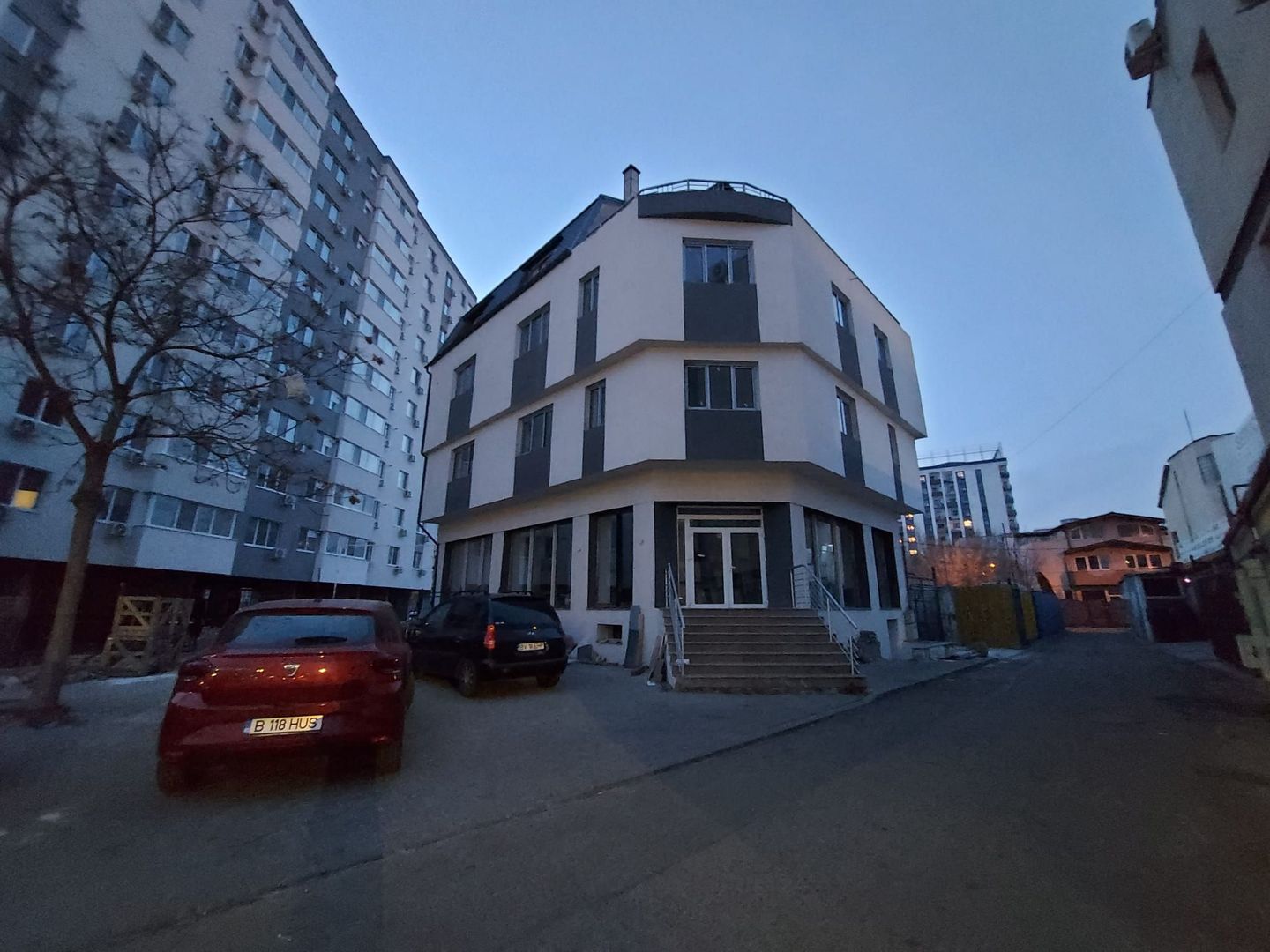 Cladire de birouri Mihai Bravu | langa statia de metrou 170Mp - Poză 23