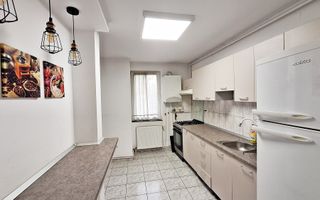 Centrul Civic, aproape de AFI, 3 camere recent renovate/mobilate, 165000 euro - Poză 16