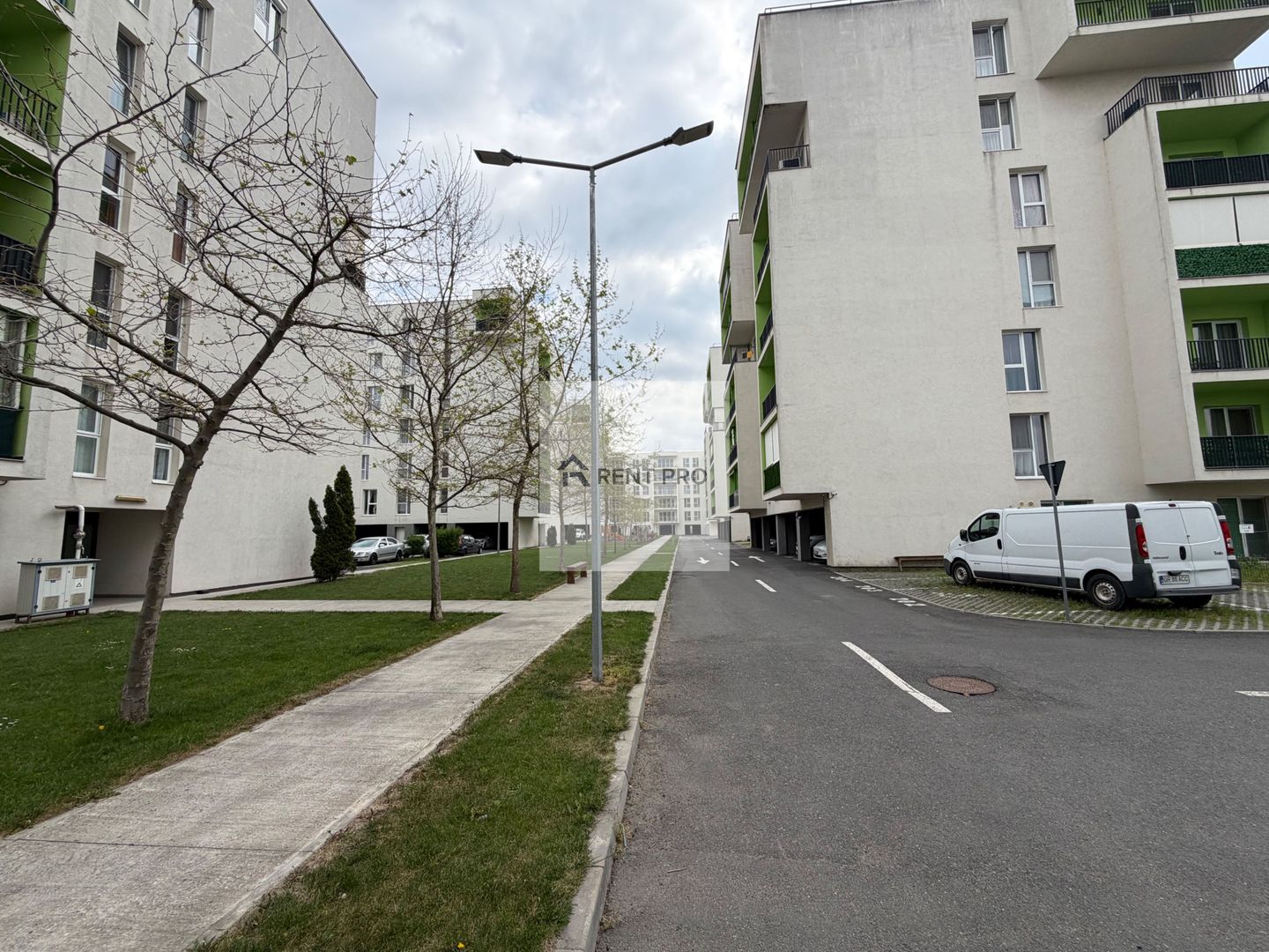 First Use Studio Cu Parcare Ghencea Drumul Taberei - Poză 17