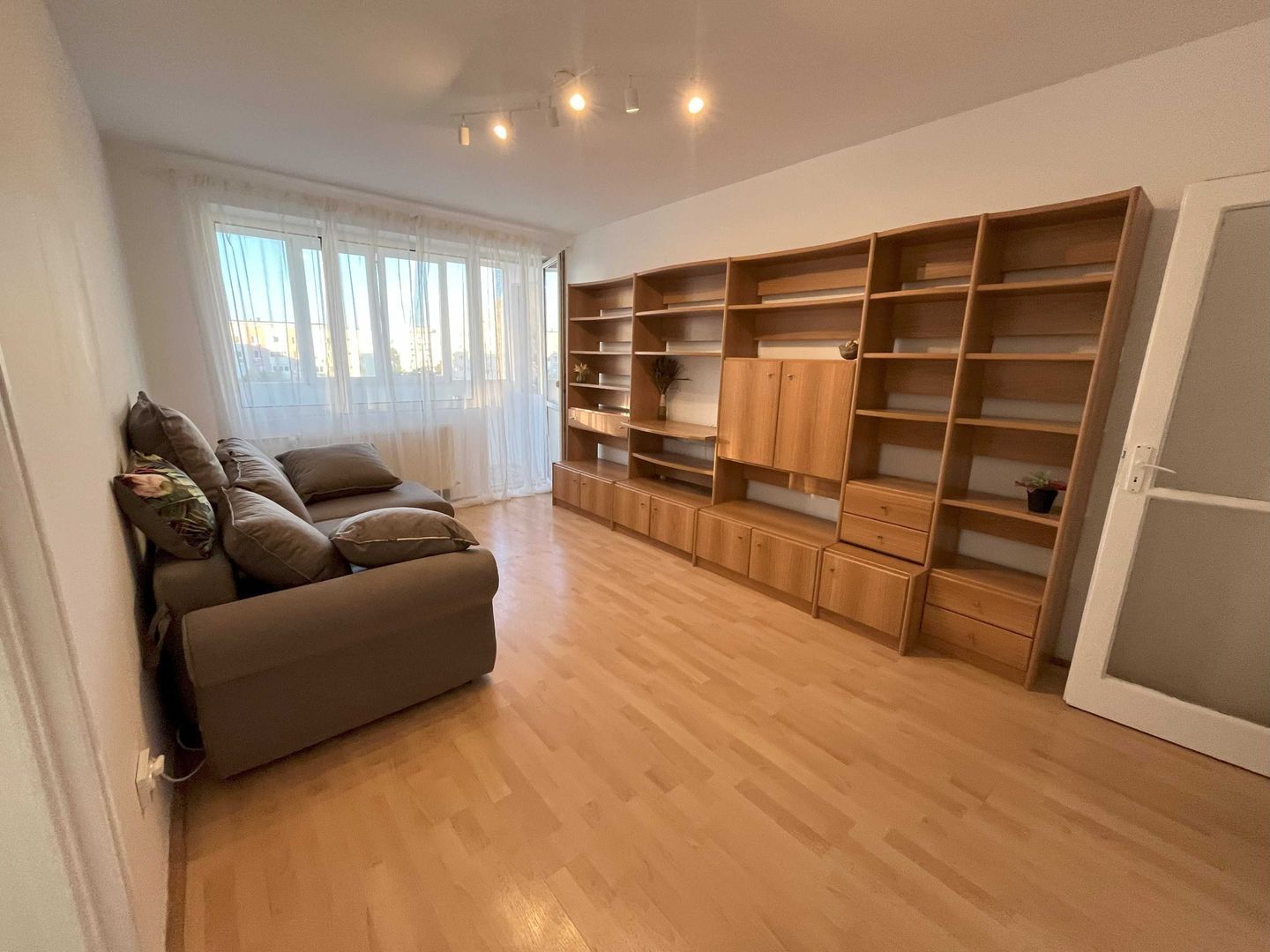 Apartament 2 camere zona Iancului metrou - Mihai Bravu - Poză 1