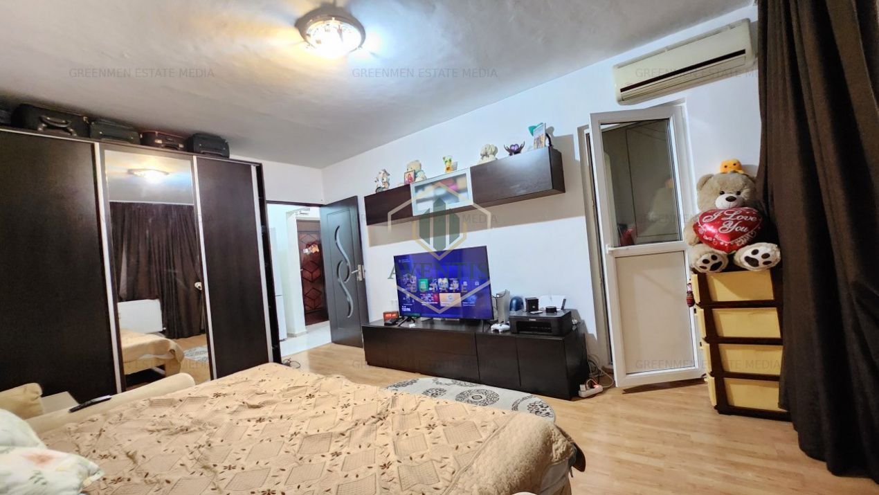 Garsoniera decomandata, bloc din 1982 reabilitat termic, Piata Muncii Baba Novac - Poză 7