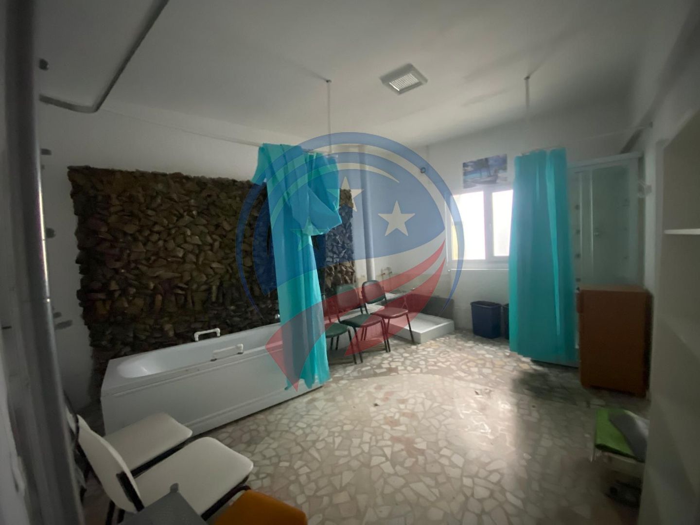 INCHIRIERE SPATIU MEDICAL 400 METRI PATRATI 20 CABINETE - Poză 5