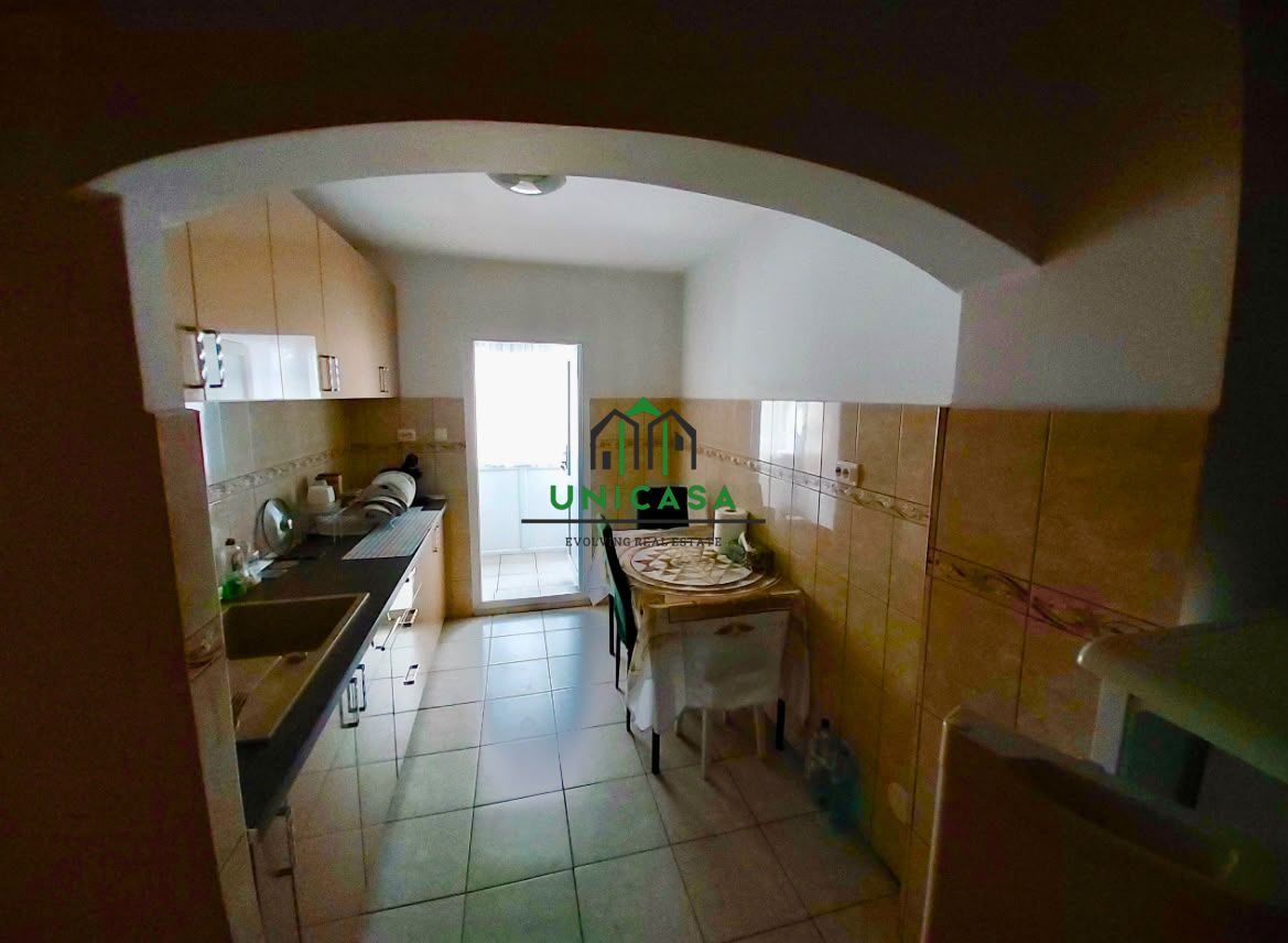 APARTAMENT 3 CAMERE/ VOINEASA - Poză 2
