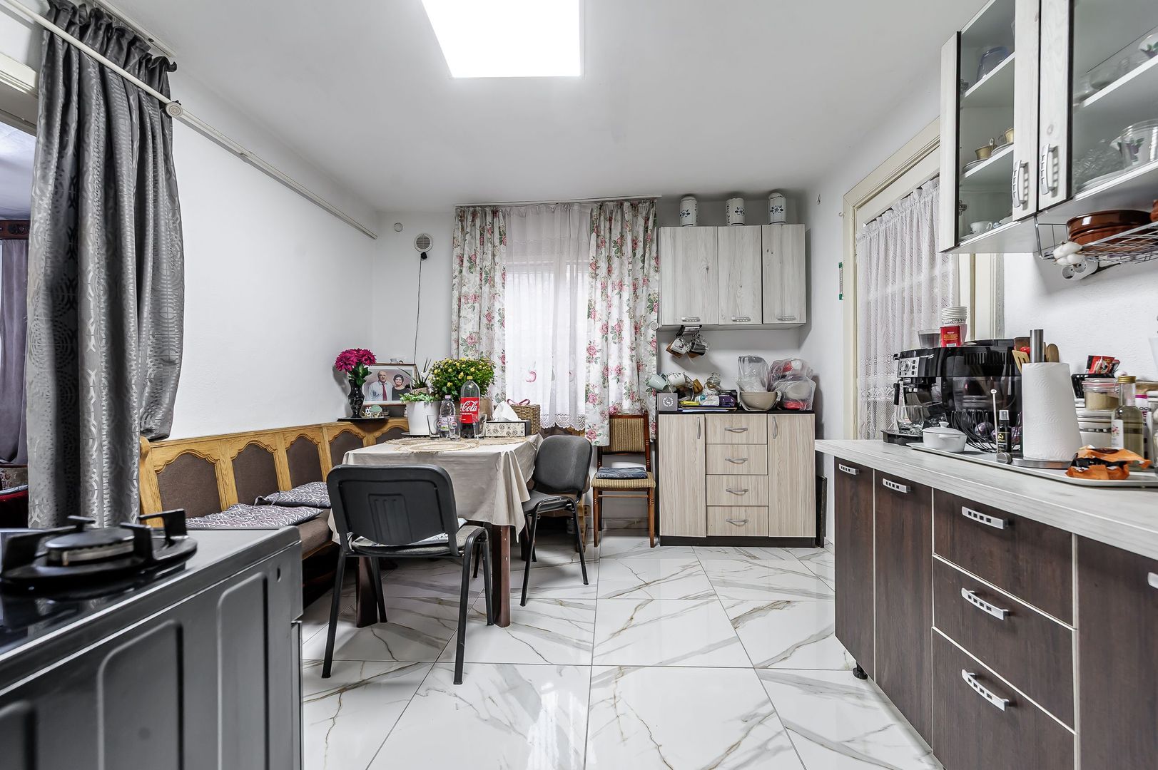 Șansă pentru familie mare apartament la casă, cu teren, Bujac. - Poză 4