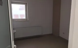 Spatiu de inchiriat central Baicoi - Poză 11
