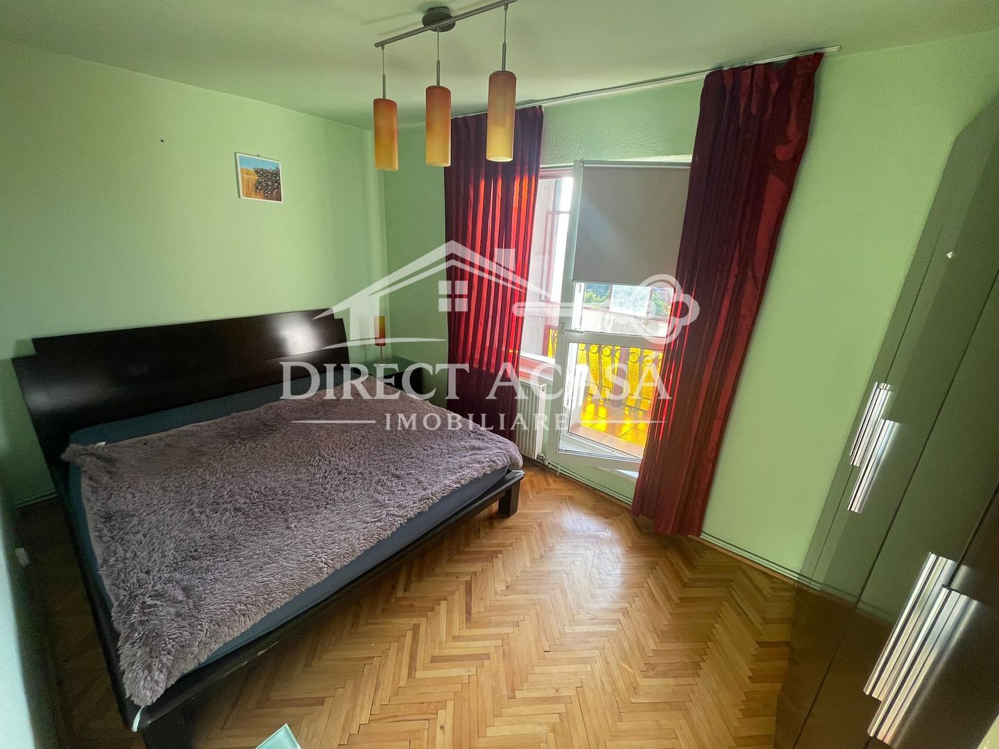 Apartament cu 4 camere de inchiriat-Str Republici-Zona 7 Noiembrie - Poză 3