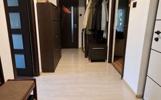 Apartament cu 3 camere/ 70mp/ Zona Targu Cucu - Poză 5
