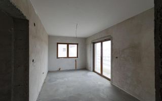 Casă individuală cu 5 camere în Vladimirescu - Poză 8