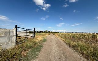 700mp Calea Bucuresti Intravilan zona Plus Aqua-Zona excelenta - Poză 4