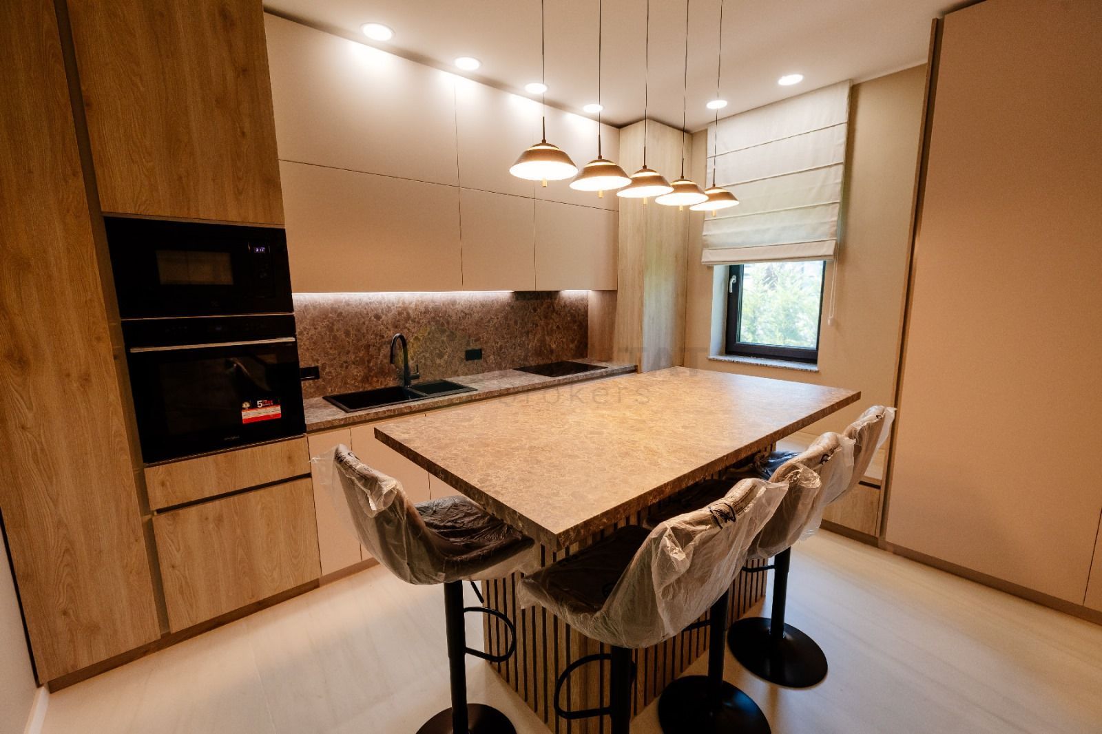 7 camere | VILA noua | 200 mp utili - Poză 5