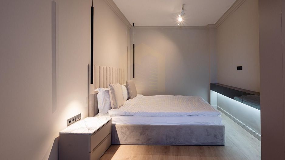 Vânzare apartament 2 camere, predare la cheie, zona Opera Nationala - Poză 2