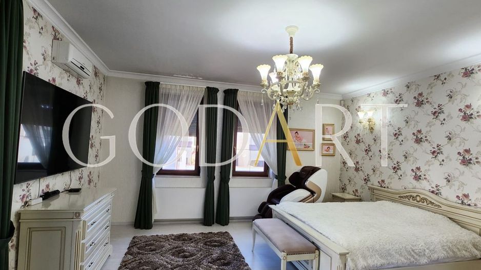 Resedinta exclusivista | Curte generoasa | Erou Iancu Nicolae - Poză 23