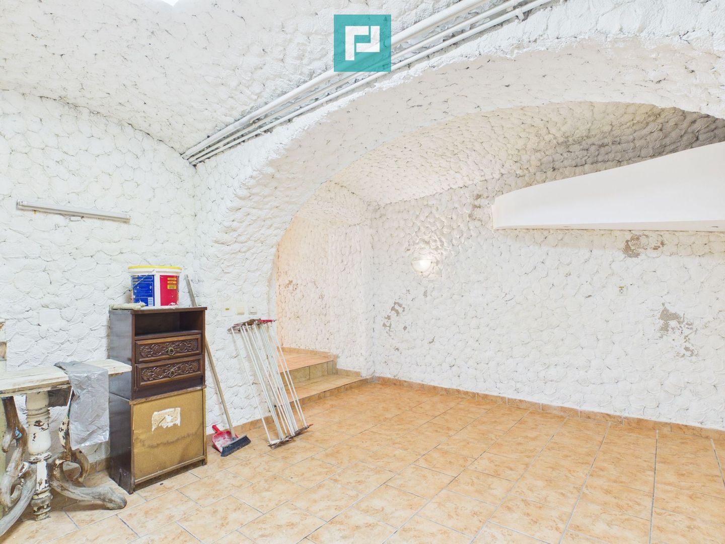 Spațiu comercial  de 29 mp cu vad ultracentral - Poză 2