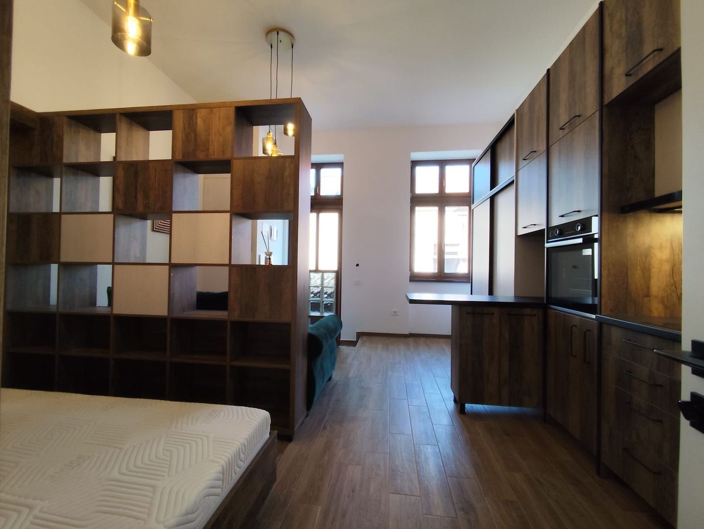 Vanzare | proprietate ultracentrala | studio + ap.2 camere | Oradea - Poză 6