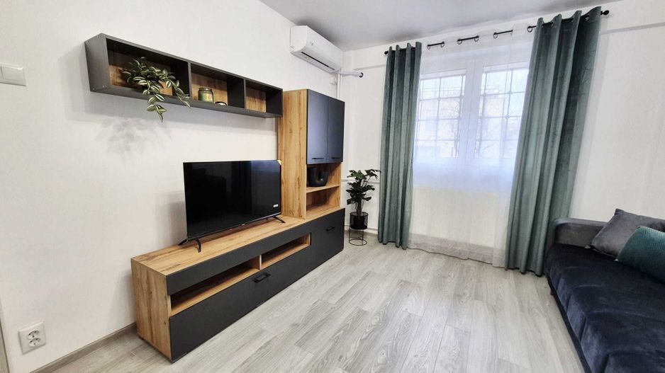 Apartament P-ta Victorie // Veronica Micle - Poză 1