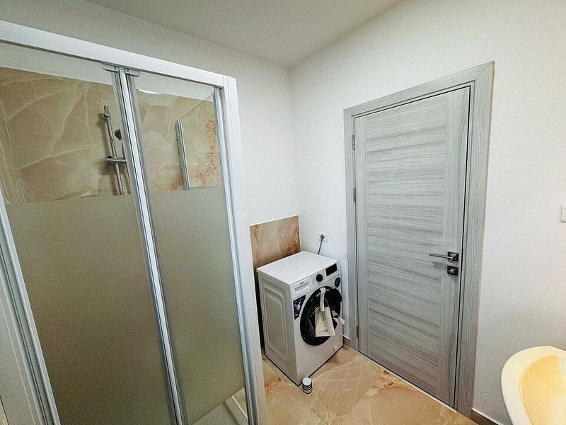 Cautam chirias pentru apartament nou 2 camere in gradiste Arad - Poză 9