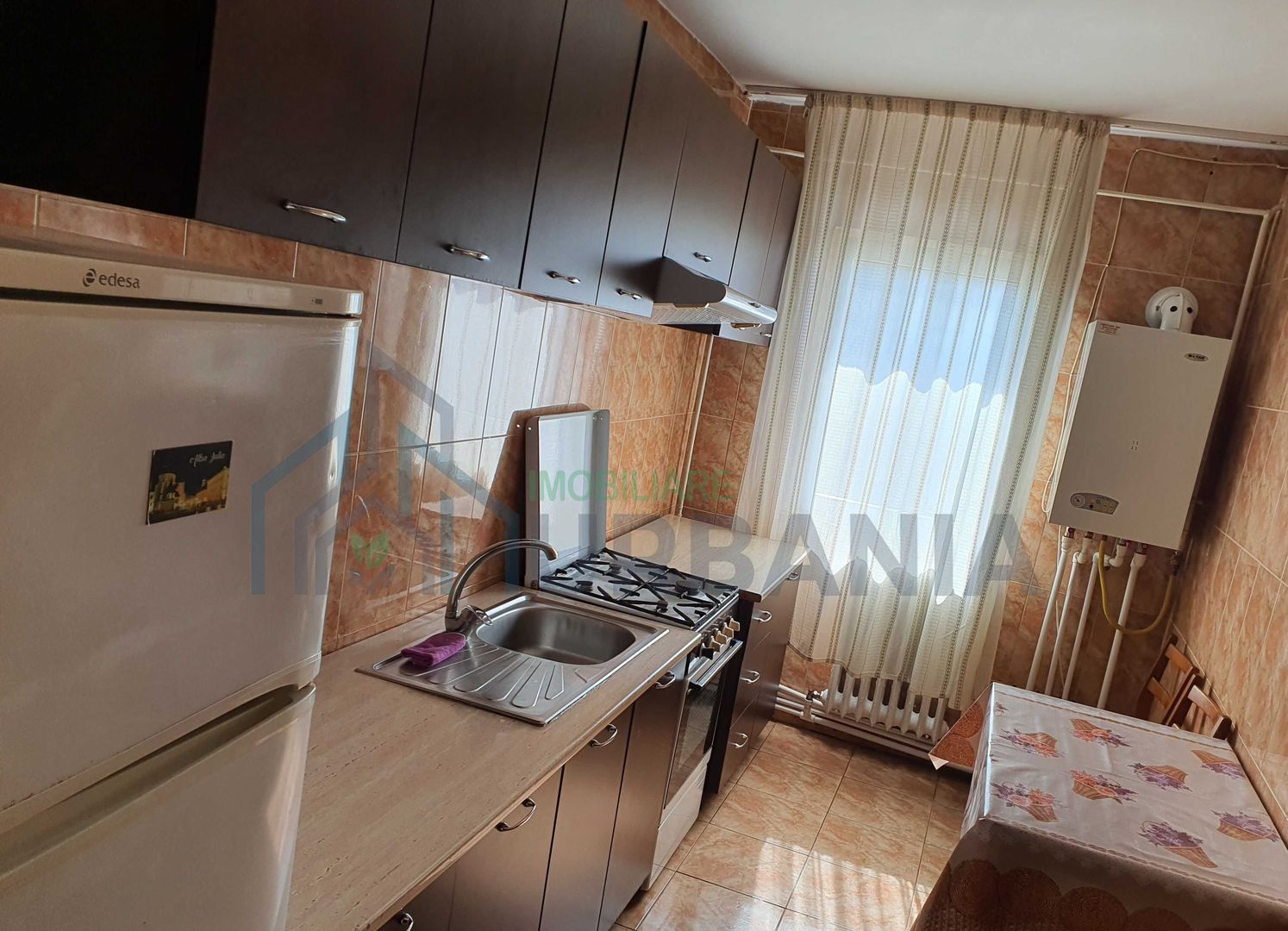 inchiriez apartament Dancu - Poză 5