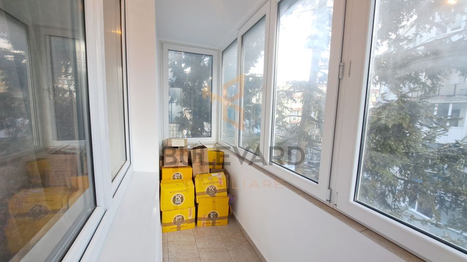 Apartament 2 camere, zona Liceului Onisifor Ghibu, etaj intermediar - Poză 13