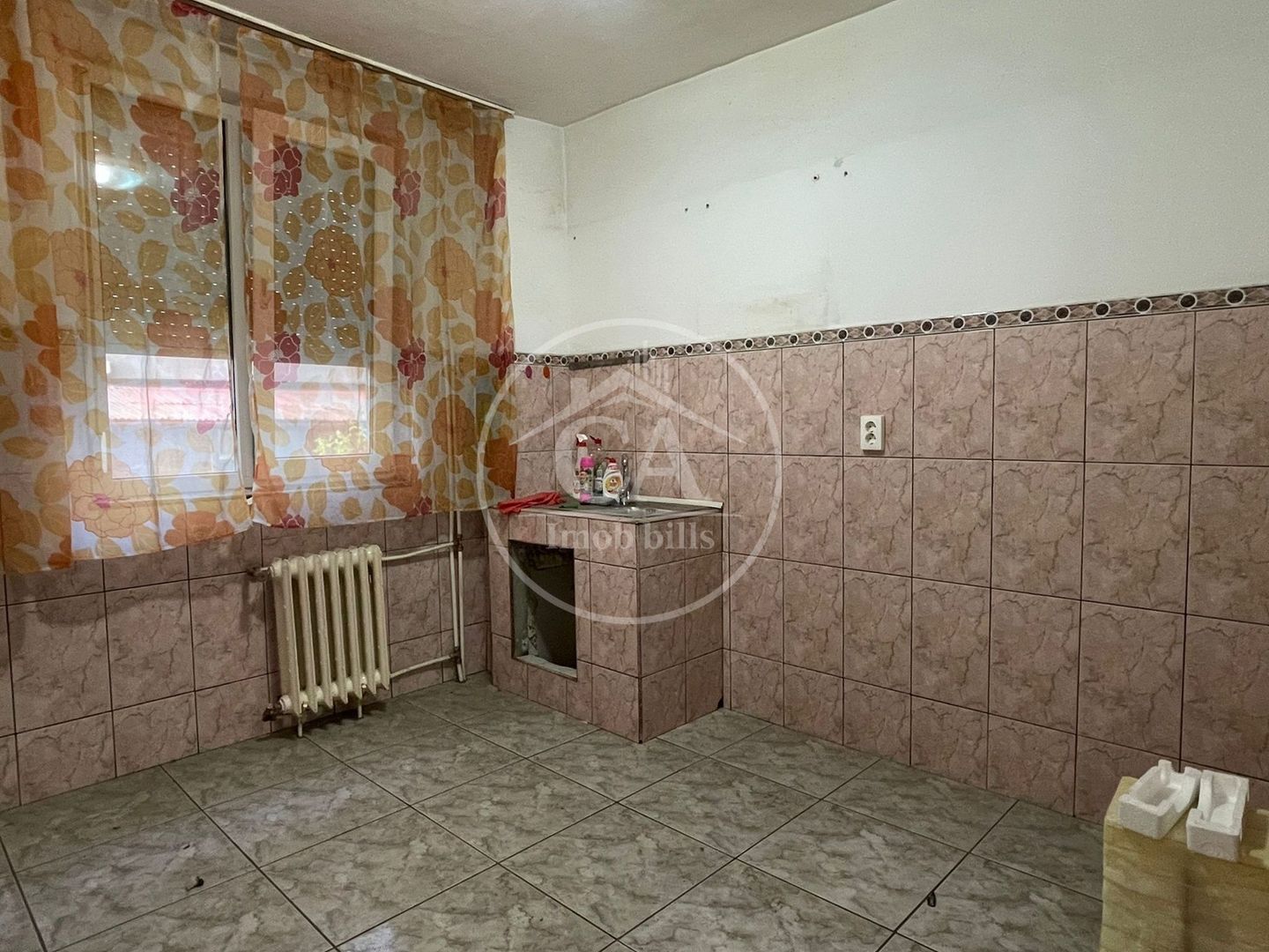 Apartament de vânzare cu 3 camere în zona Nufarul, Oradea - Poză 8