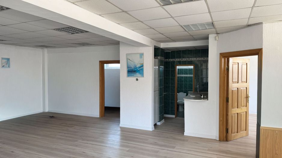 Spatiu Corbeanca 124 mp- 5 locuri de parcare - Poză 3