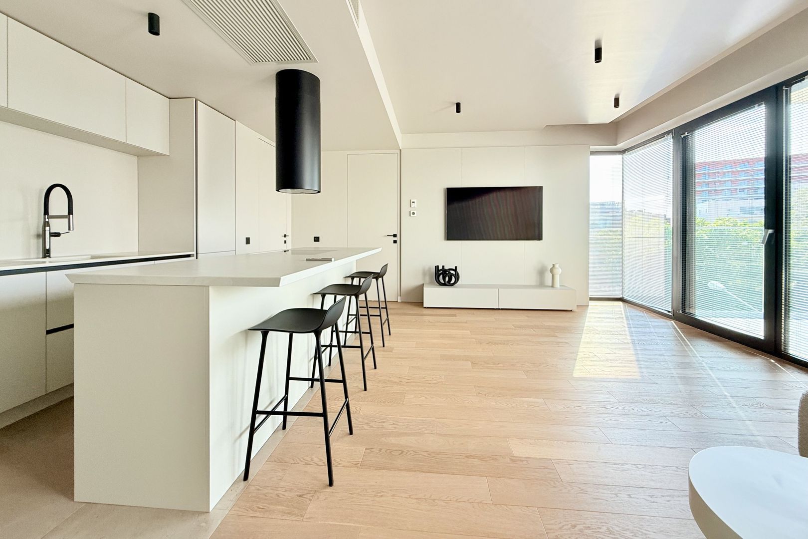 Apartament 3 camere în ONE Herăstrău Towers – eleganță și rafinament - Poză 2