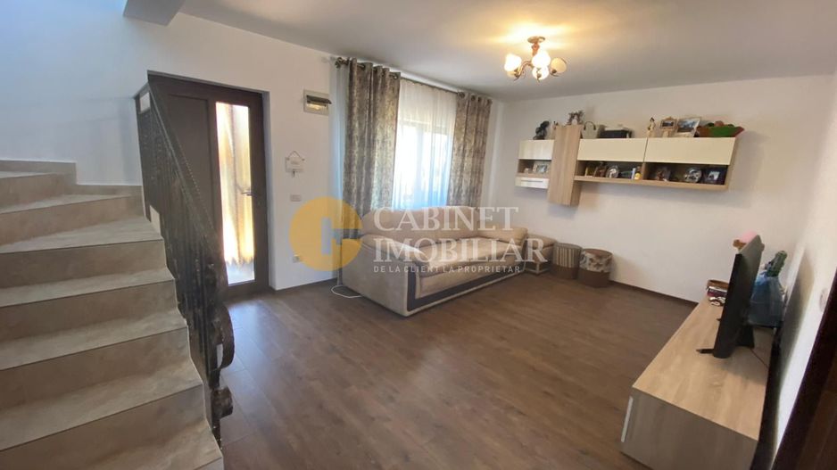 EXCLUSIVITATE - Casa de vanzare in Valea Adanca, 5 drumuri, Mega Image - Poză 1