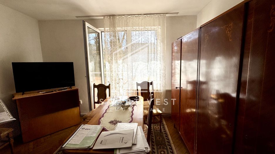 Vand Apartament 2 camere carpati 1 - Poză 6