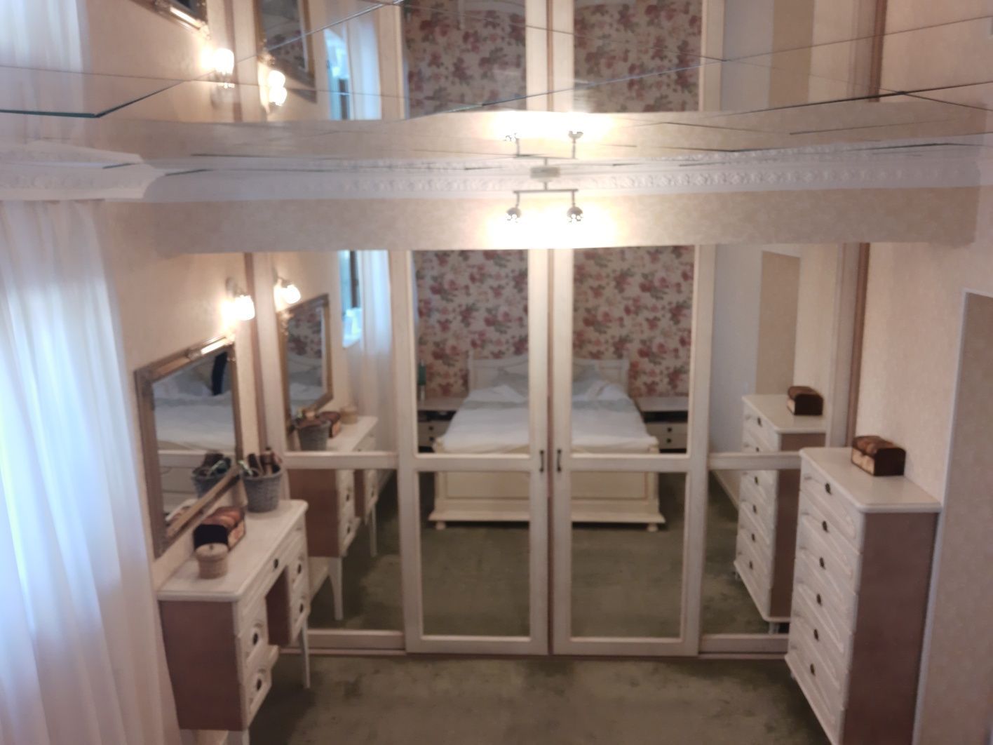 Penthouse cu grădină, beci, magazii,  parcare - zona Bucium, - Poză 4