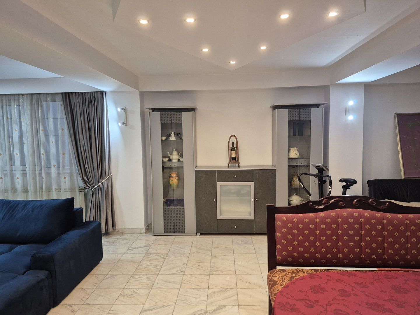 Apartament 5 camere, 250mp, vilă stradală, centrală proprie Dna. Ghica - Poză 5