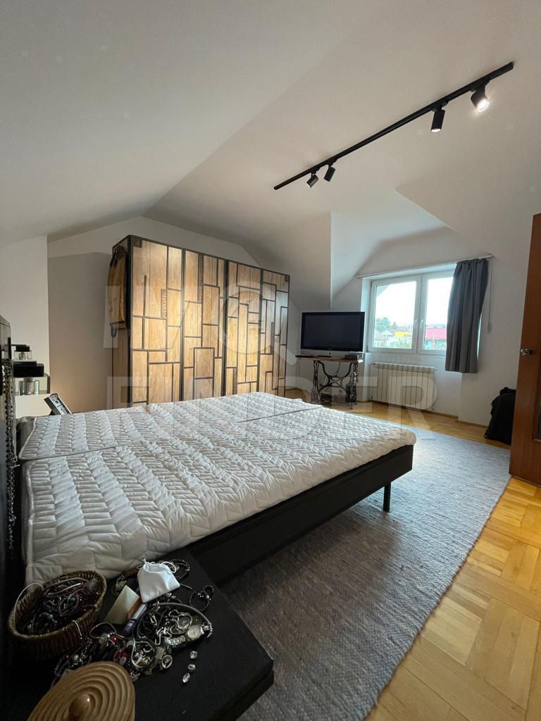 Vânzare casă Gheorgheni,  293 mp utili, 500 mp teren - Poză 4